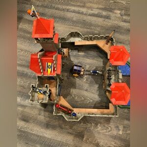 Red Roof Castle Playset - Kids Toys